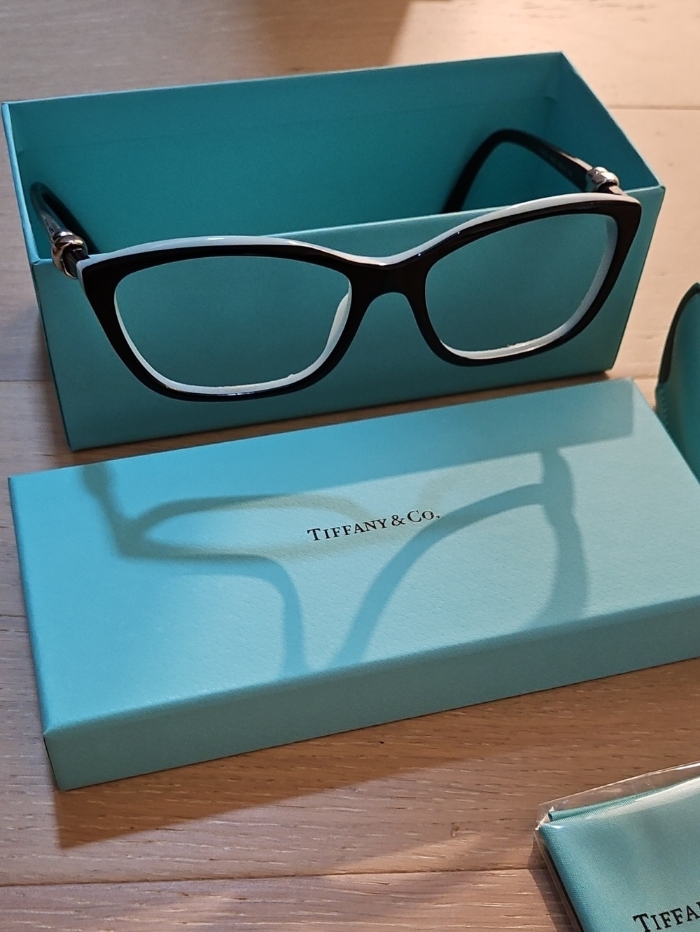 Tiffany & Co. Black Cat-Eye Glasses with Signature Tiffany Blue Case - Picture 4 of 9